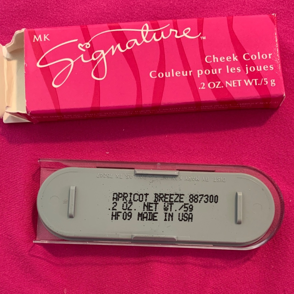 Mary Kay MK Signature Cheek Color in Apricot Breeze